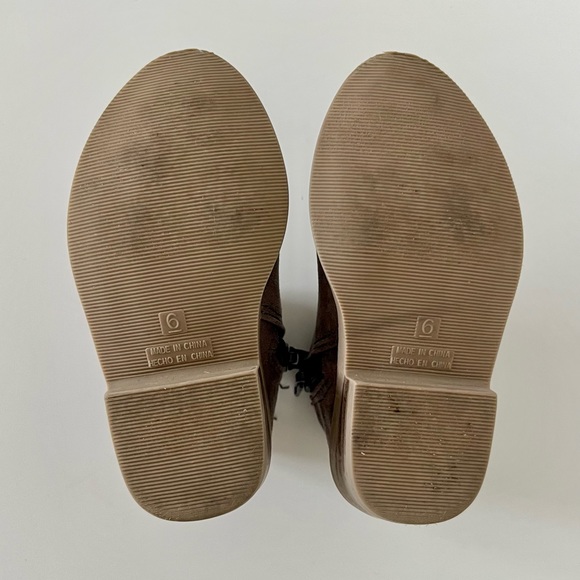 Old Navy Faux-Suede Gray Booties - Picture 4 of 8